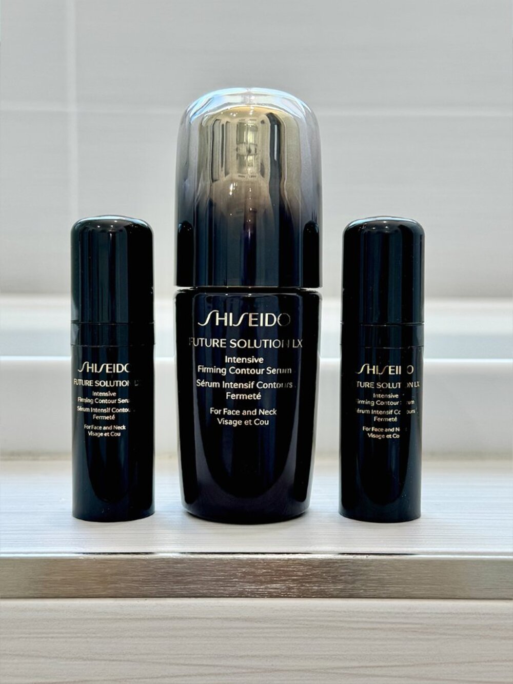 New Shiseido Future Solution LX Intensive Firming Contour Serum & 2 Travel Sizes